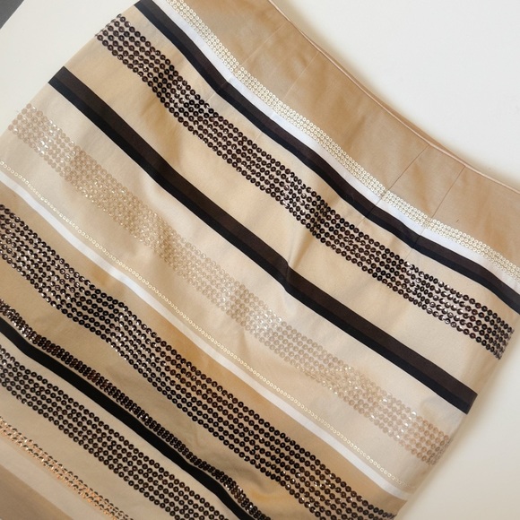 WHBM beige/ brown/ tan sequin striped pencil skirt ❤️ - Picture 5 of 7